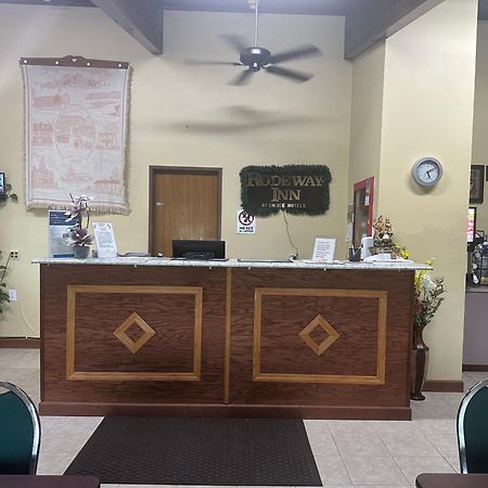 罗德威酒店 曾斯维尔 外观 照片